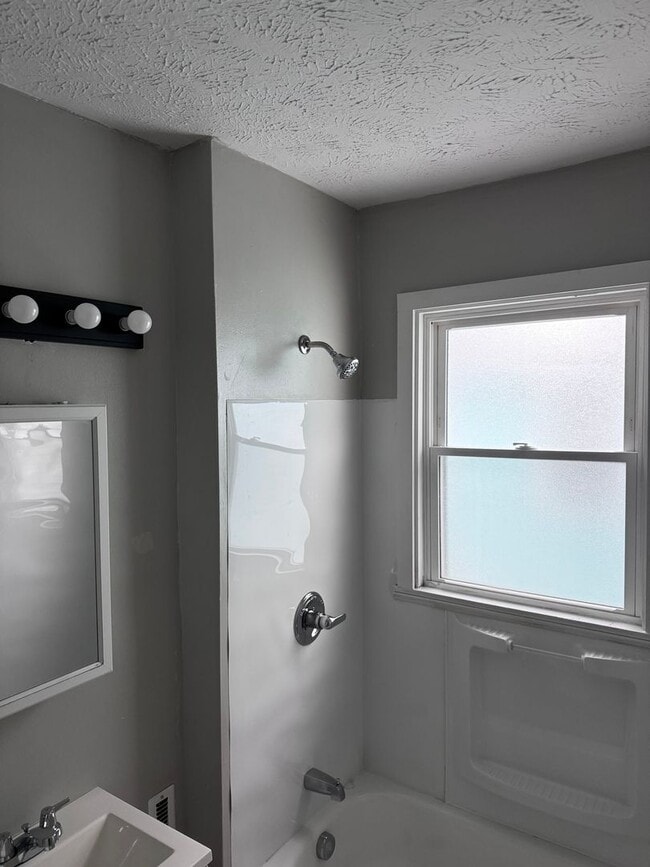 Building Photo - 10707 Hampden Ave