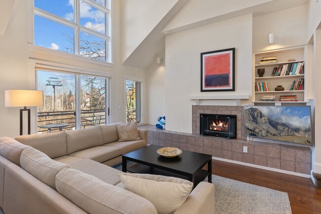 Foto del edificio - 117 Lost Creek Ln