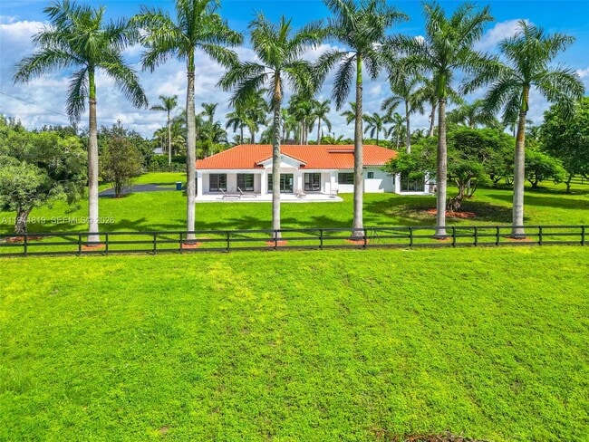 Building Photo - 14300 SW 192nd St