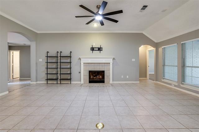 Building Photo - 8009 Hosta Way