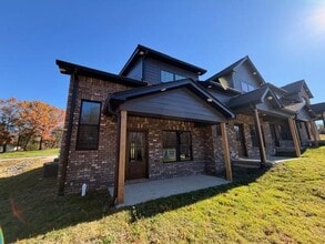 Building Photo - 104 Nichali Dr