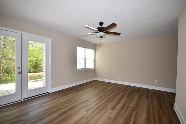 Building Photo - 4164 Webb Rd