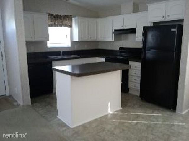 Building Photo - 5656 Lake Worth Rd