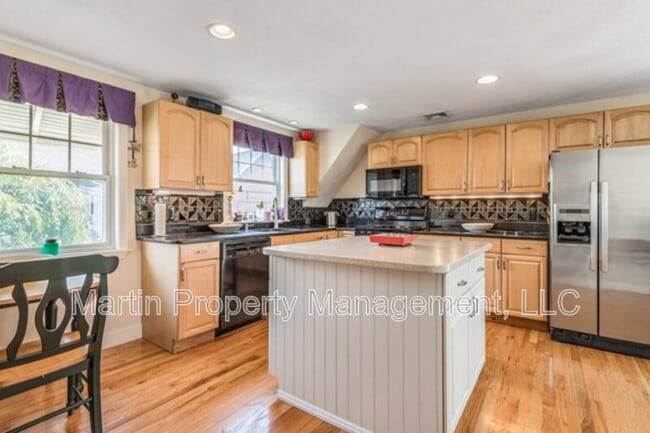 Photo - 34 Vine Street - 1 Apartment