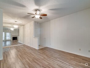 Building Photo - 3607L W Northgate Dr