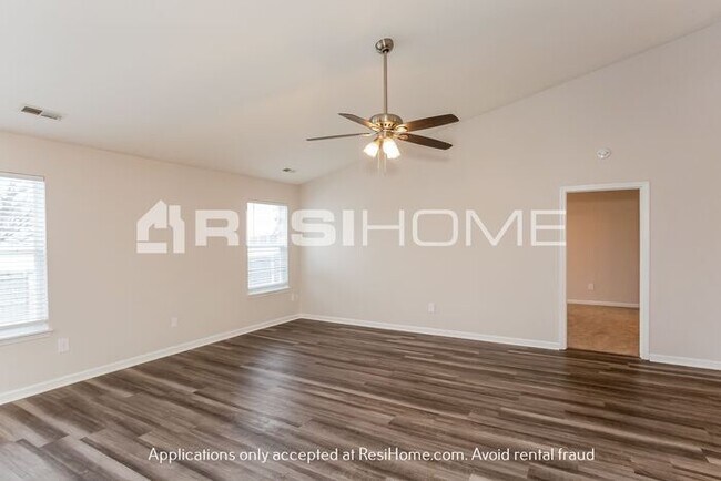 Building Photo - 11611 Stoeppelwerth Drive