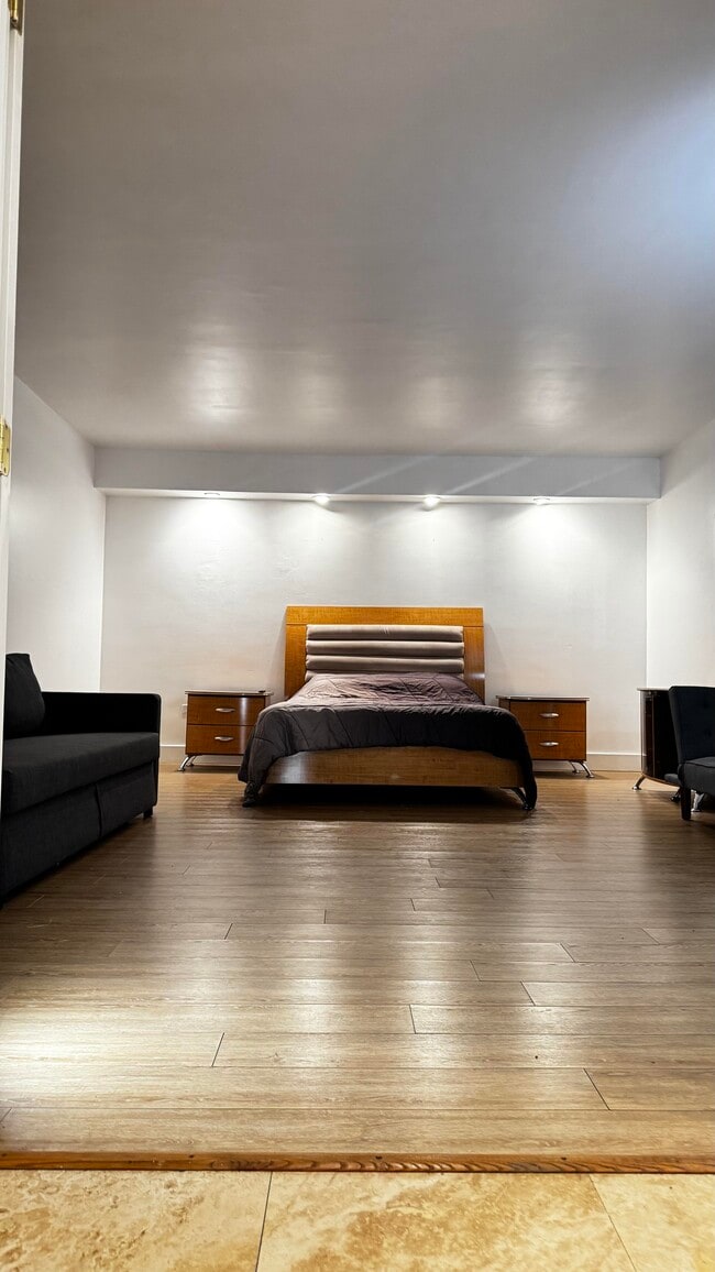 Foto del edificio - 999 Brickell Bay Dr