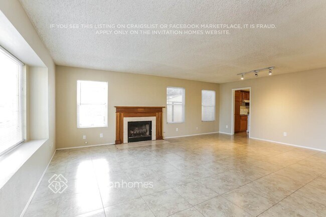 Foto del edificio - 4461 W Yorkshire Dr