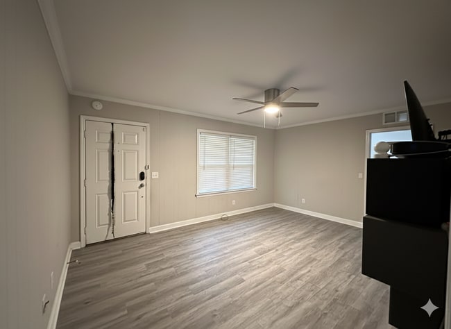 Living Room - 3704 Riviera Rd