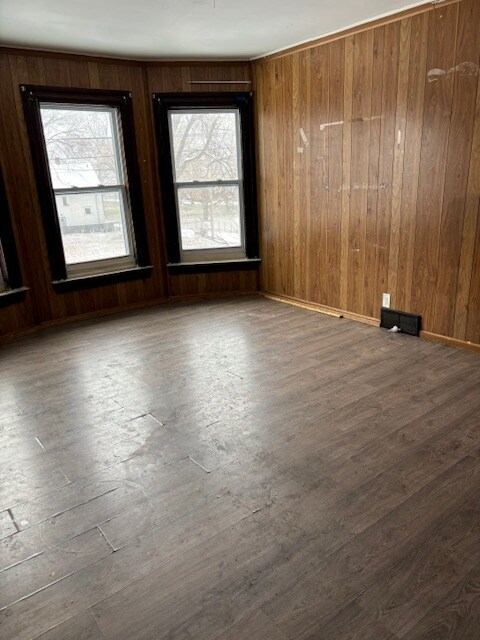 Building Photo - 1224 Niagara St