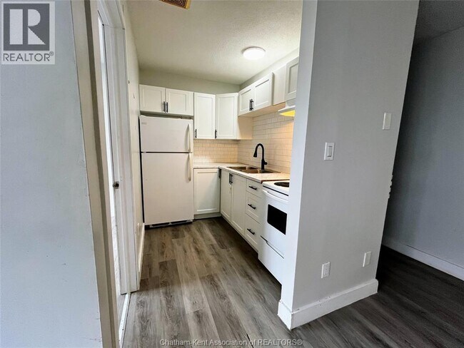 Photo du bâtiment - 89 Sheldon Ave