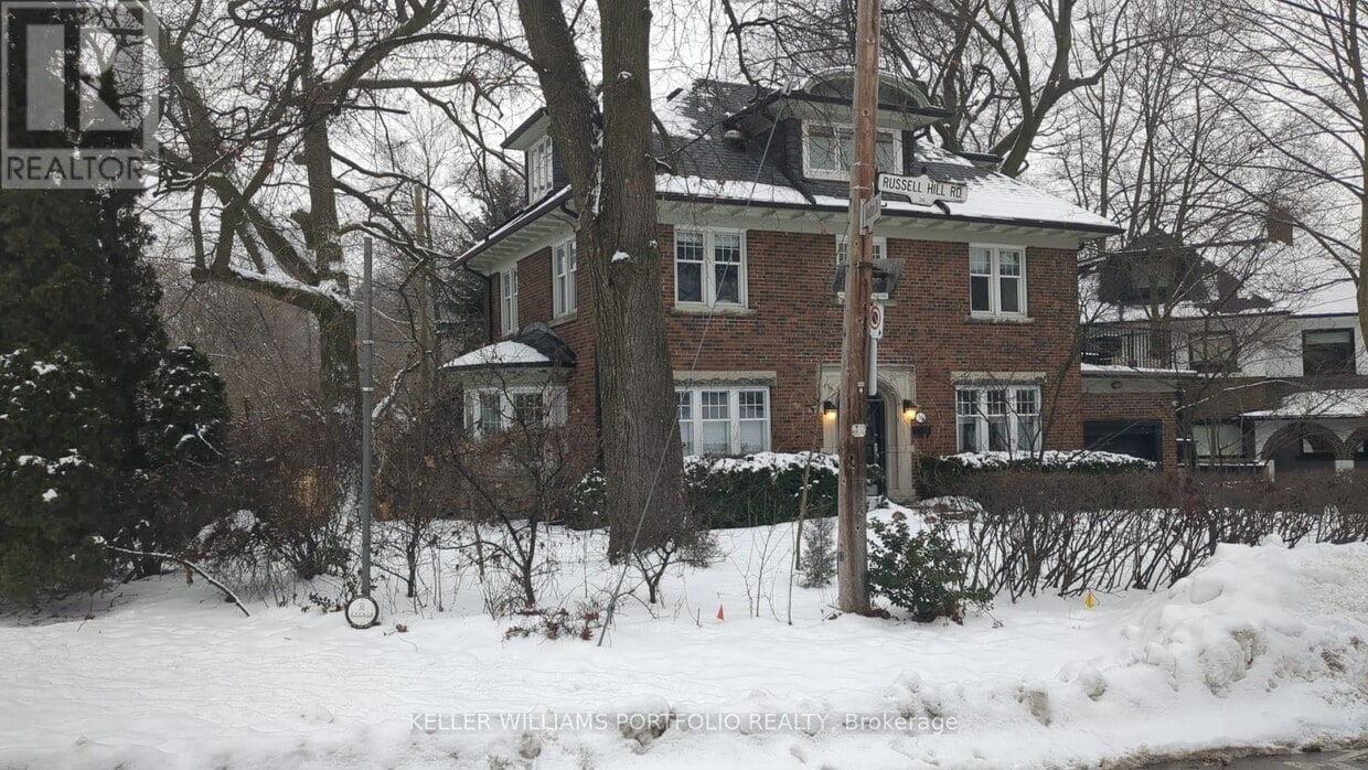 Building Photo - 36 Russell Hill Rd