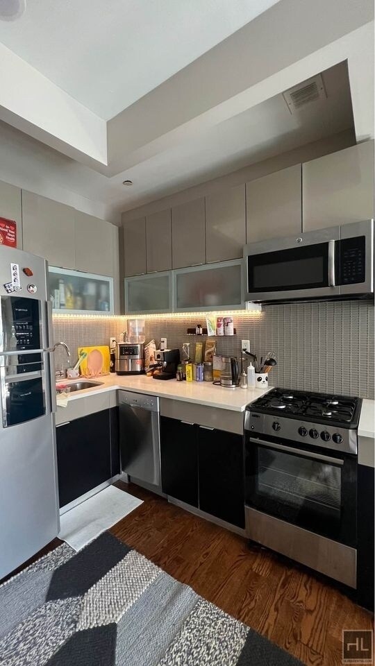 Foto del edificio - 875 DEKALB AVENUE