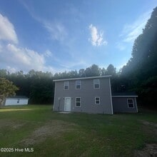 Building Photo - 3651 Gallberry Rd