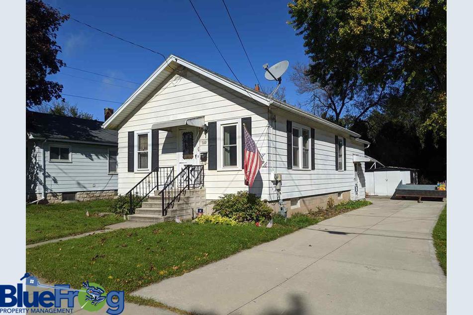 948 Osborn Ave, Oshkosh, WI 54902 House Rental in Oshkosh, WI