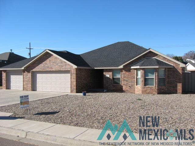 Primary Photo - 616 Providence Cir