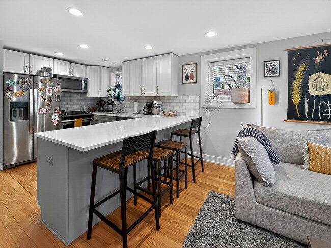 Foto del edificio - 3534 W Wrightwood Ave