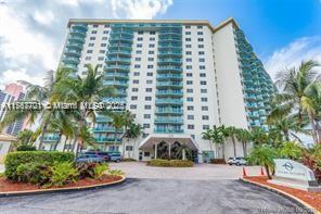 Foto del edificio - 19370 Collins Ave