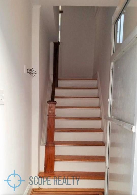 Building Photo - Beautiful 3 bed rooms for rent with attic