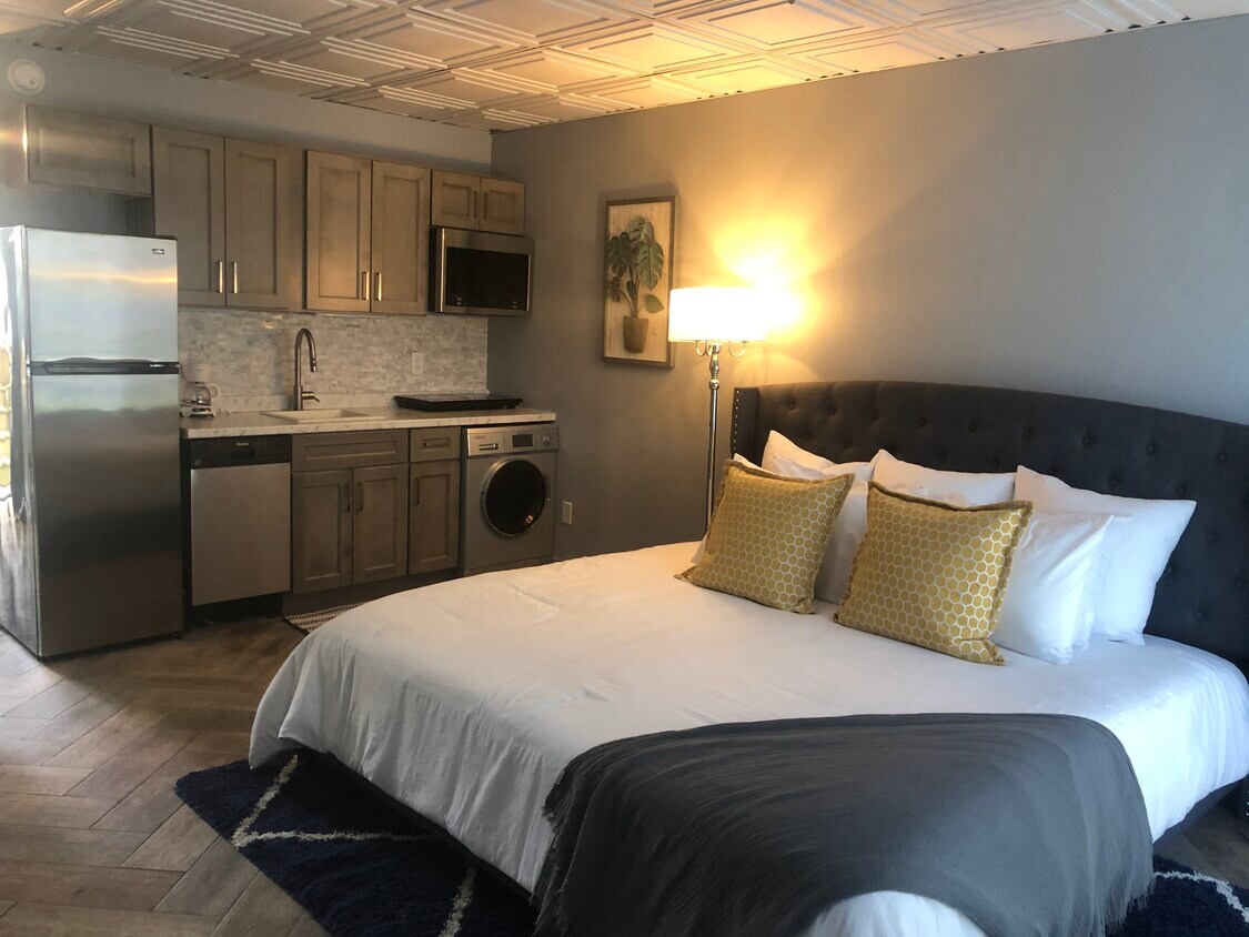 105 Tennessee Ave Unit 105, Carolina Beach, NC 28428 Apartments in