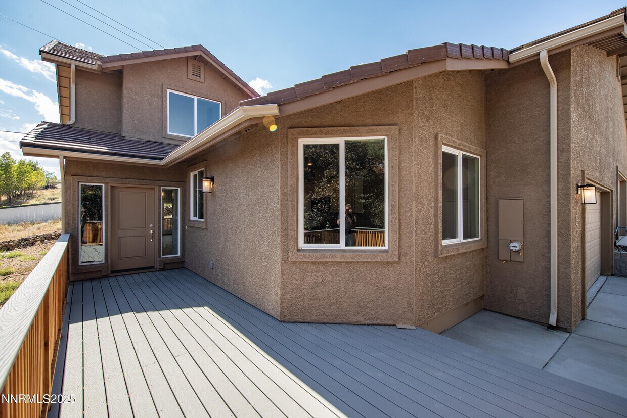 Foto principal - 1460 Copper Point Cir