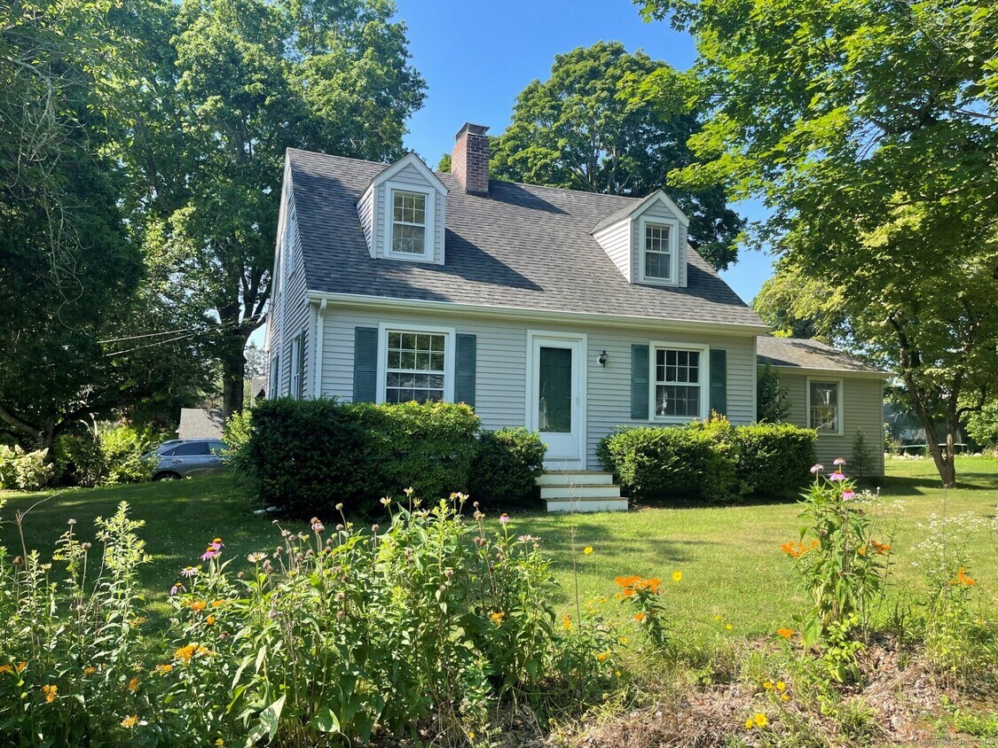 Foto principal - 99 Bay View Ave