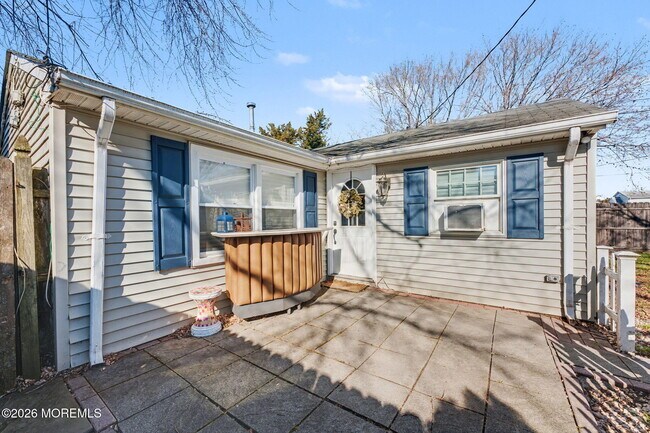 Foto del edificio - 1121 Bay Ave