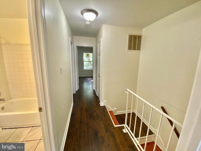 Foto del edificio - 14828 Dorian Dr