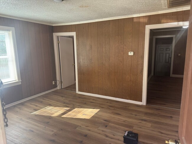 Building Photo - 606-608 Sherman St