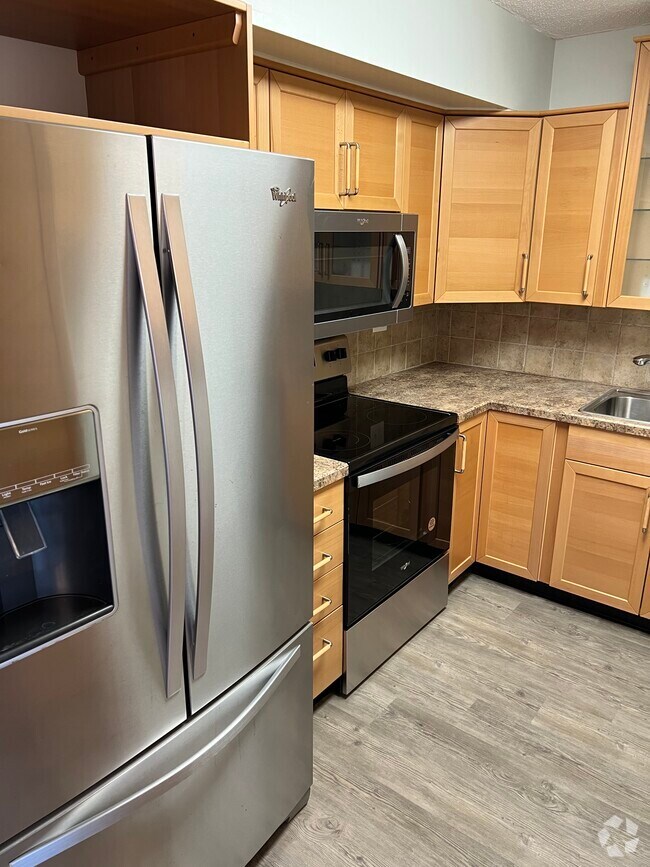 Plymouth Hill Gated Apartments for Rent Plymouth Meeting, PA 1