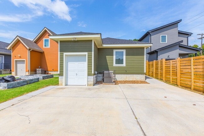 Foto del edificio - Highland Park 3 Bedroom House for Rent!