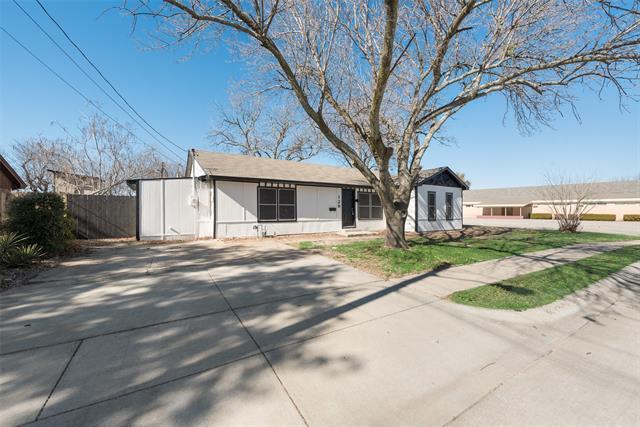 Building Photo - 129 Western Ave