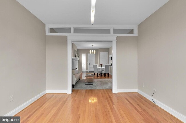 Building Photo - 1215 10th St NW