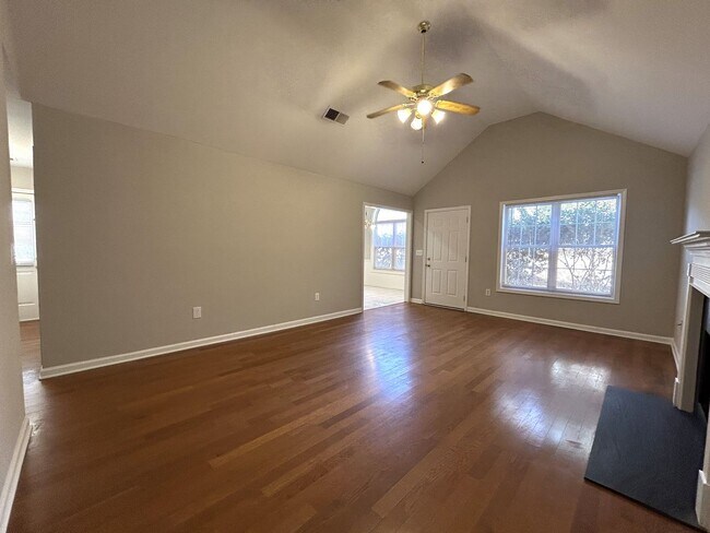 Building Photo - East Athens 3br Home FOR LEASE