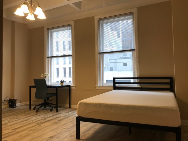Muebles incluidos - 32 Peachtree St NW