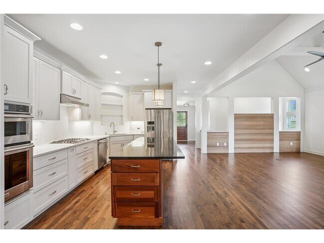 Foto del edificio - 11433 Wildflower Dr