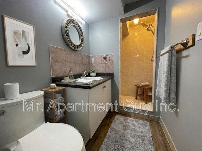 Photo du bâtiment - 23 Glen Belle Crescent