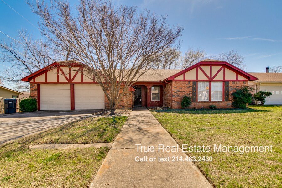 6924 Brentwood Stair Rd, Fort Worth, TX 76112 House Rental in Fort