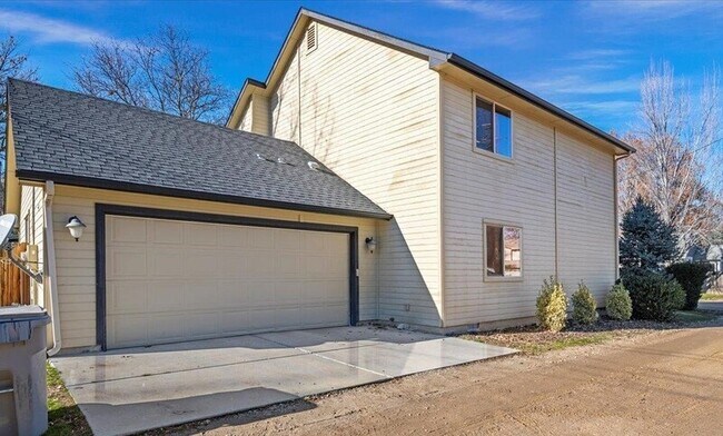 Building Photo - 1605 W Highland St