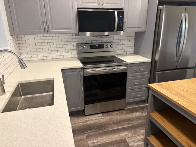 Photo - 2176 Eagle Ave Townhome