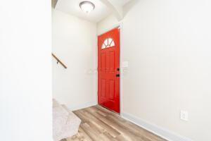 Building Photo - 1098 E 22nd Ave