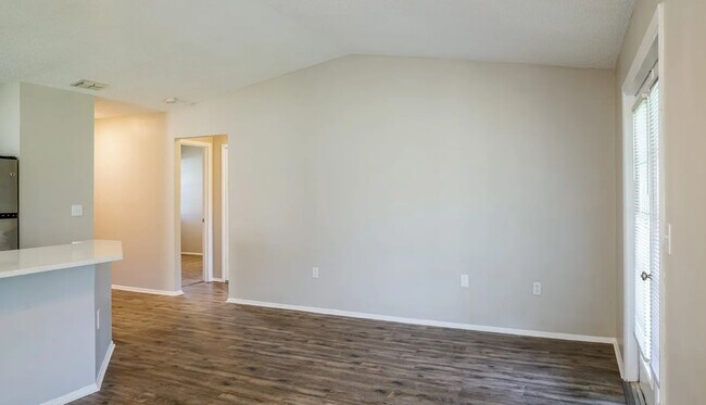 Building Photo - 4635 Squire Hollow Dr