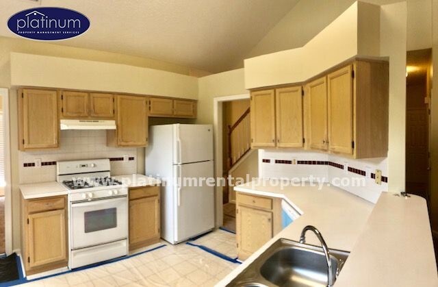 Building Photo - 105 Riversong Dr