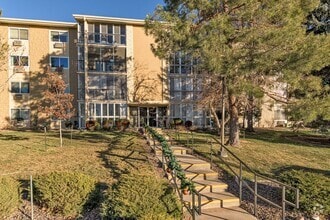 Building Photo - 3022 S Wheeling Way