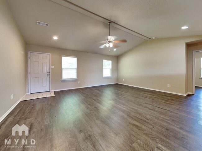 Building Photo - 100 Cedar Creek Loop