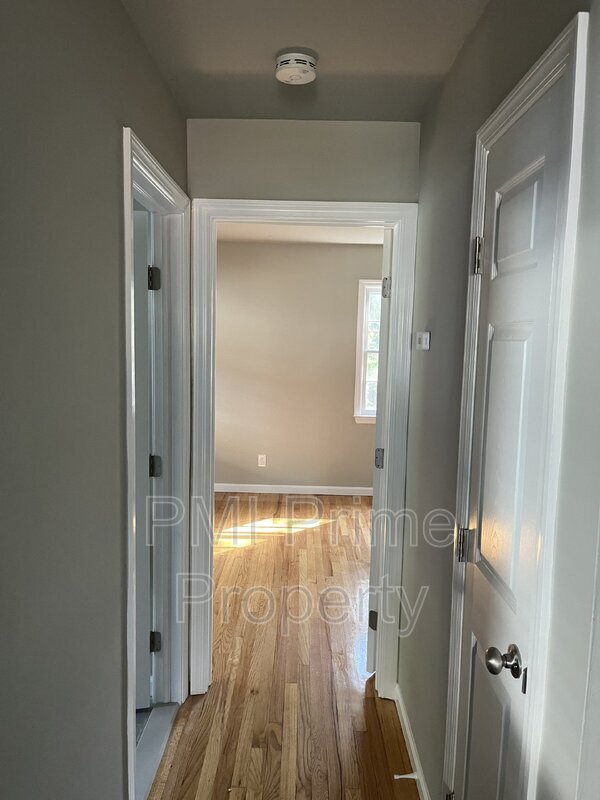 219 Bathgate Ave Unit Apt 1, South Bound Brook, NJ 08880 Condo for Rent in South Bound Brook