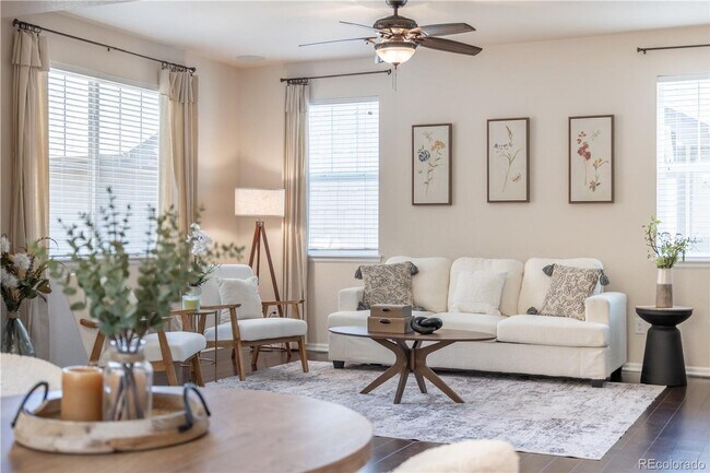 Foto del edificio - Charming 3 bedroom, 3 bathroom home in The...