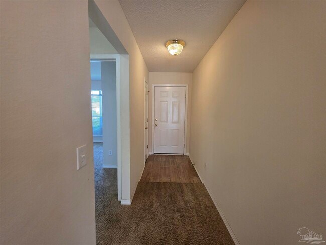 Foto del edificio - 10552 Wilderness Ln