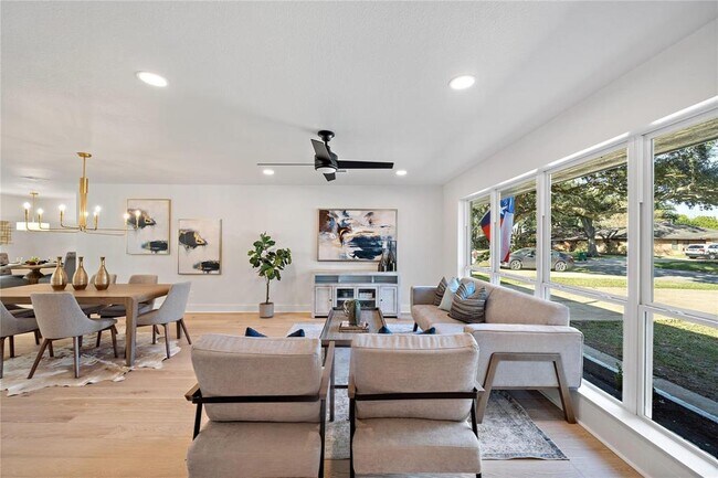 Foto del edificio - 4529 Waycross Dr