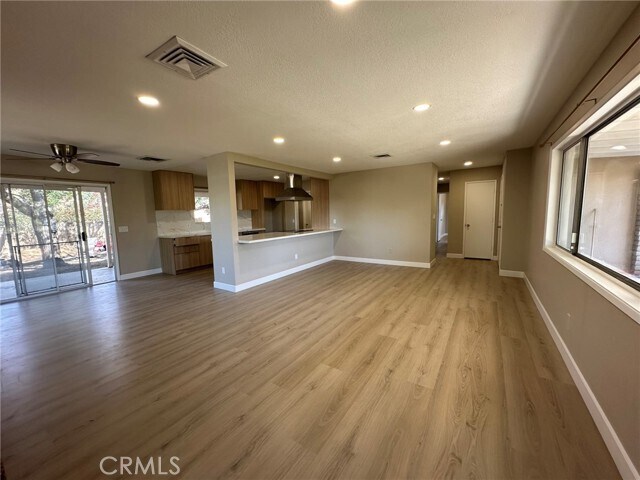 Foto del edificio - 56809 Kismet Rd